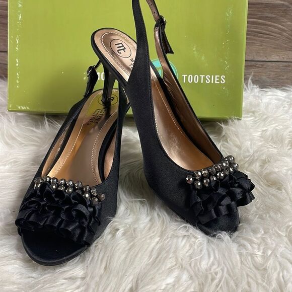 MOOTSIES TOOTSIES Mogiver Peep Toe Embellished Black Slingback Sandals SZ 6 1/2 - Picture 4 of 16